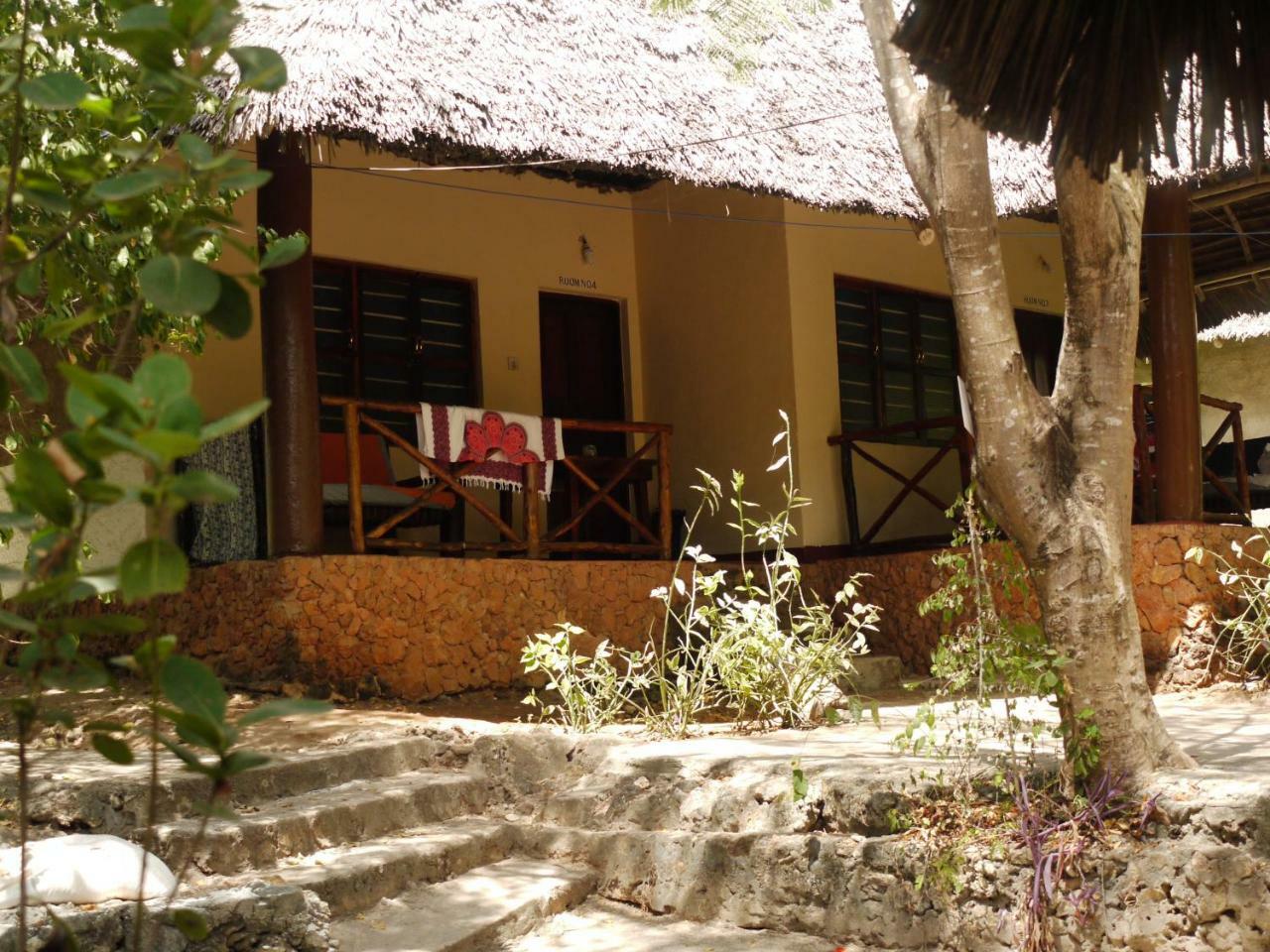 Baraka Aquarium Bungalows Nungwi Exterior photo